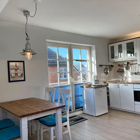 Апартаменты Haus-halli-een-whg-07