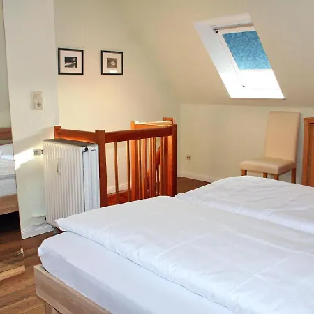 Апартаменты Haus-halli-een-whg-07 *